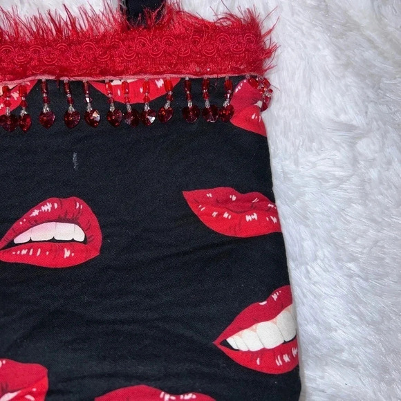 Lips Kissy Face Mouth Y2K Mini Tote/Purse 90s Fringe Rhinestone & Feather Detail - Picture 3 of 5
